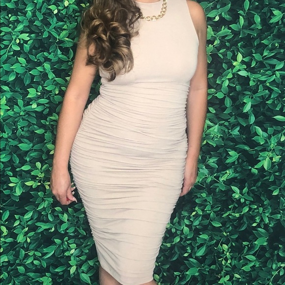 Versatile Ruching Midi Dress - Picture 5 of 6